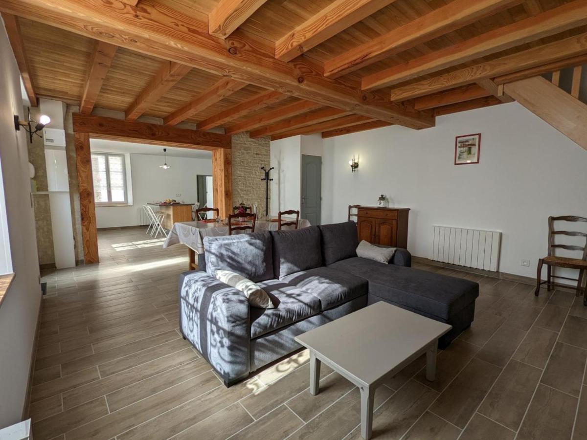 Maison Lumineuse Avec Cour Privative, Proche Sites Culturels, Tout Confort, Equipe Bebe, Wifi Inclus - Fr-1-653-98 Puyreaux 外观 照片
