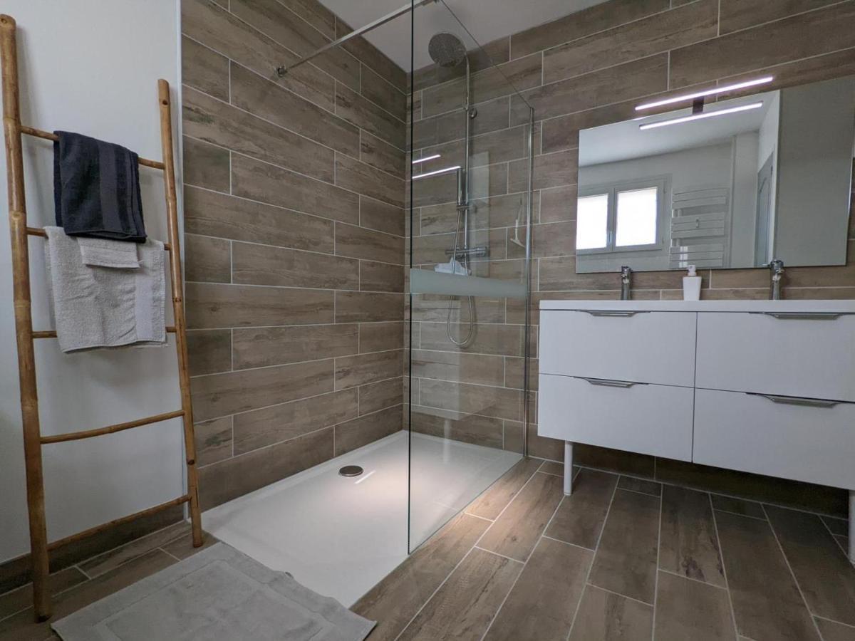 Maison Lumineuse Avec Cour Privative, Proche Sites Culturels, Tout Confort, Equipe Bebe, Wifi Inclus - Fr-1-653-98 Puyreaux 外观 照片